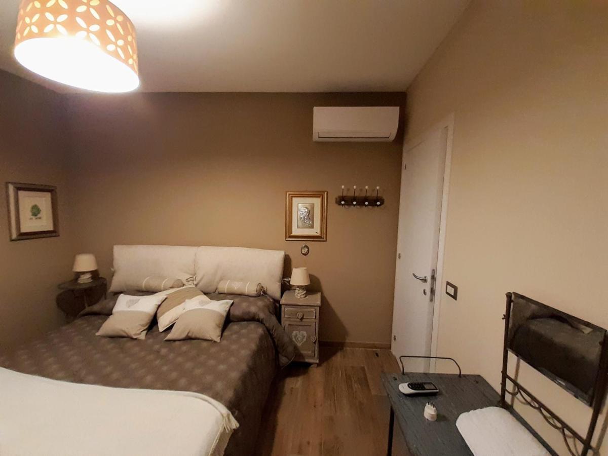 La Rosa Di Francesco Inn Valfabbrica Dış mekan fotoğraf