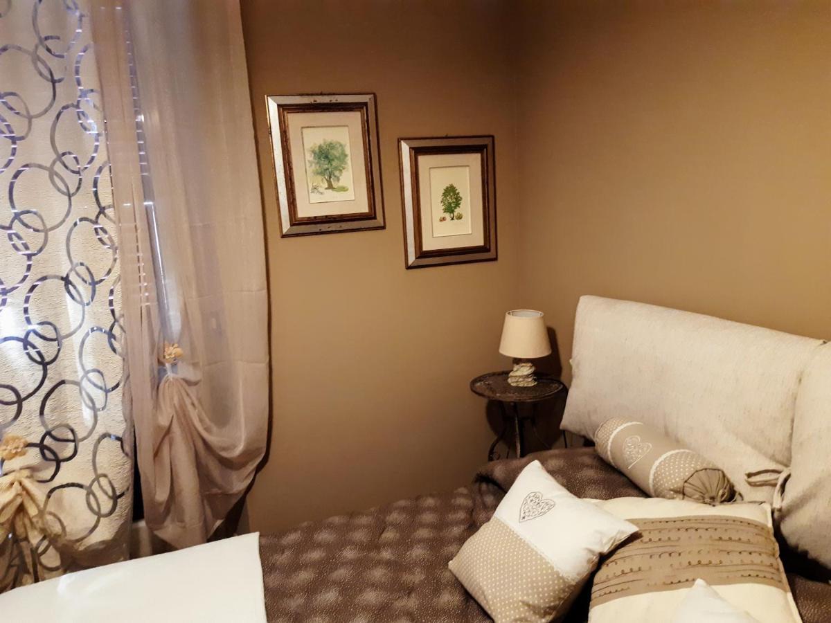 La Rosa Di Francesco Inn Valfabbrica Dış mekan fotoğraf